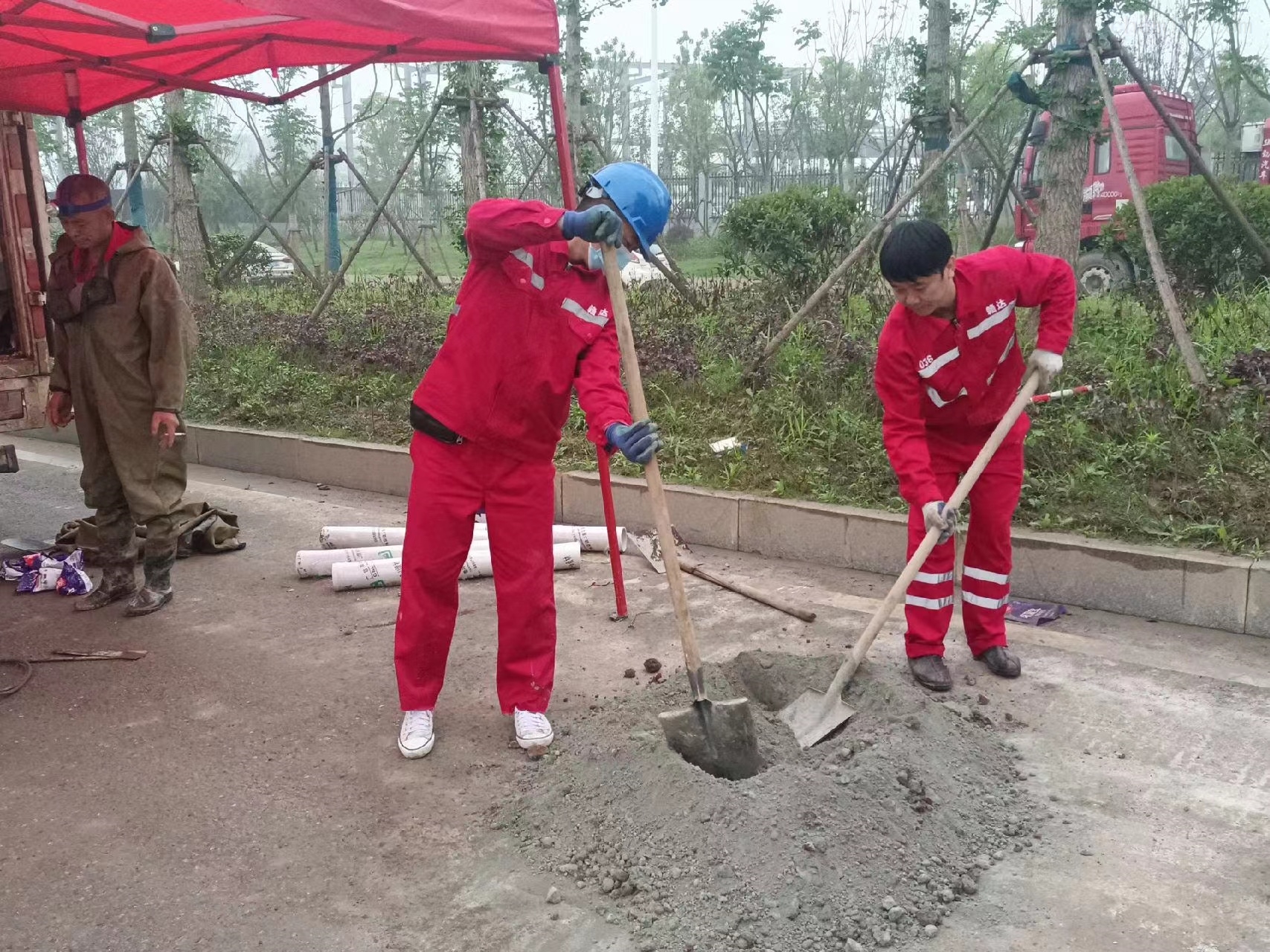 监利管道疏通哪家好】及时进行市政管道清淤