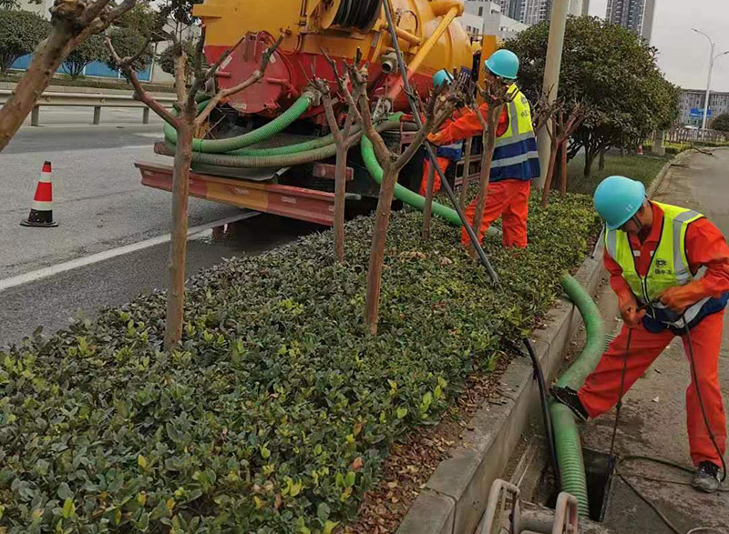 监利市政管道清淤